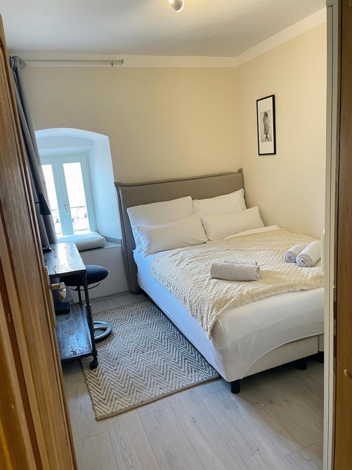 Fredys Apartments Stari Grad  Exterior photo